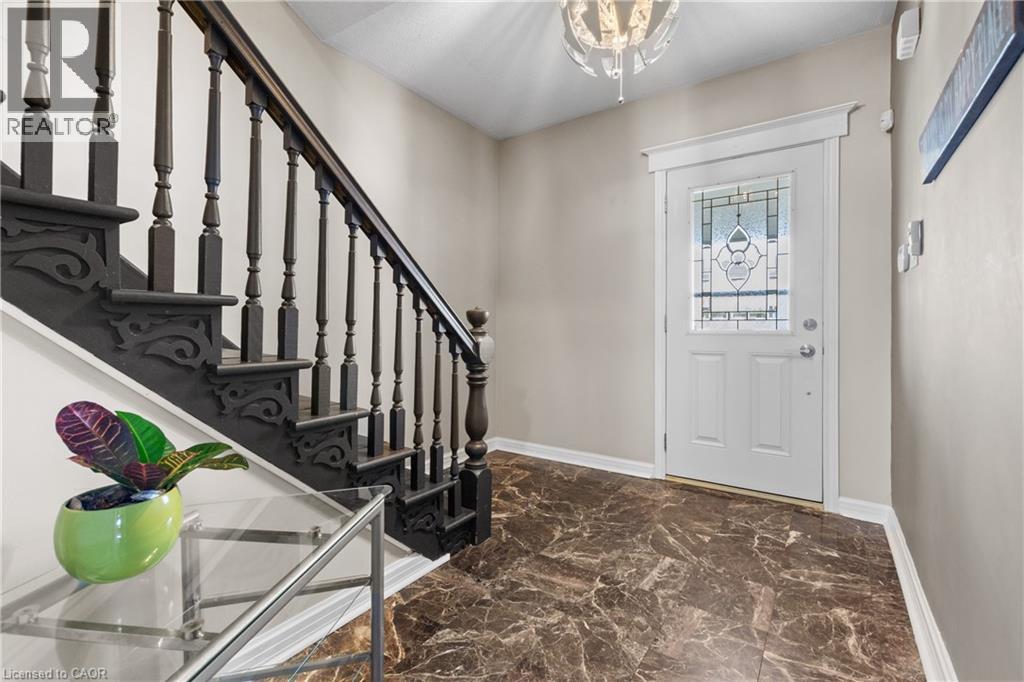 204 Beach Boulevard, Hamilton, Ontario  L8H 6V9 - Photo 5 - 40822954