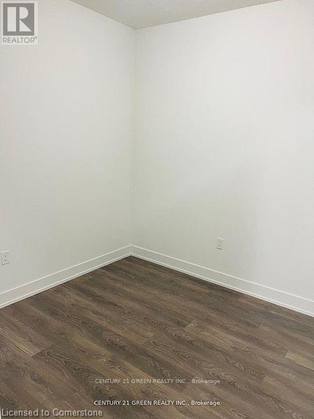 2105 - 202 Burnhamthorpe Road E, Mississauga, Ontario  L5A 0B2 - Photo 10 - W12935660
