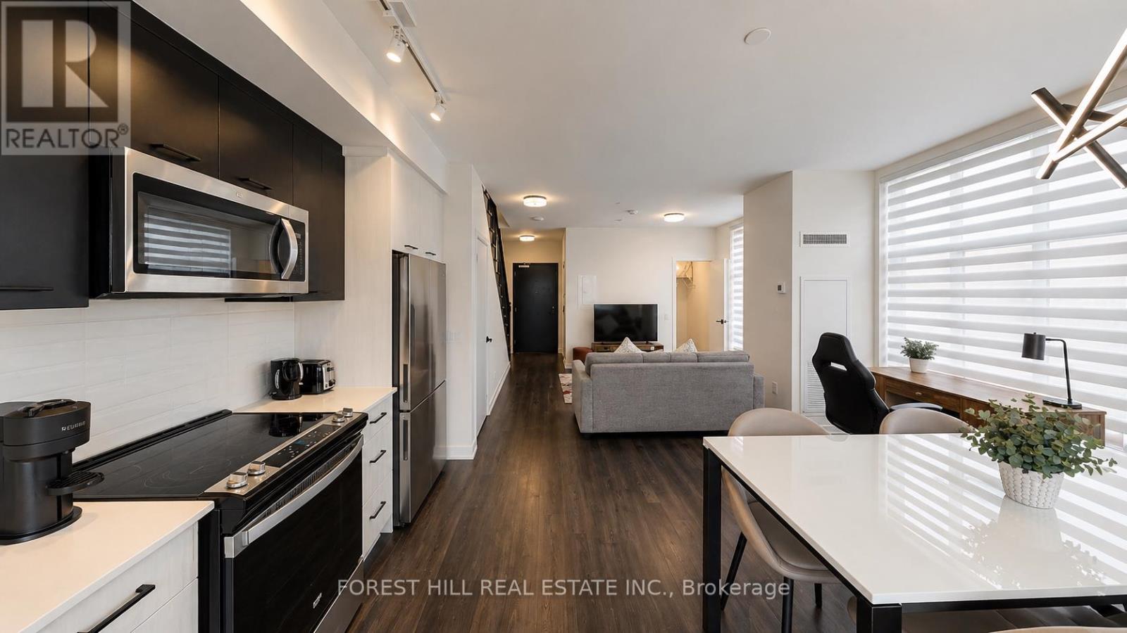 104 - 16 Symes Road, Toronto, Ontario  M6N 0B4 - Photo 4 - W13060164