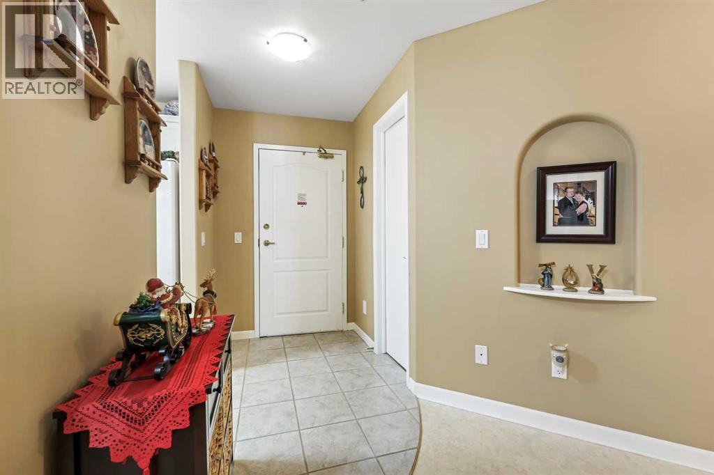 104, 43 Westlake Circle, Strathmore, Alberta  T1P 1T6 - Photo 3 - A2274904