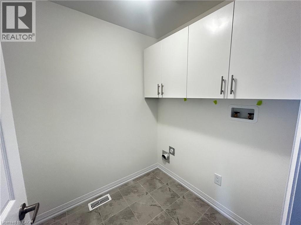 395 Starlight Avenue, Breslau, Ontario  N0B 1M0 - Photo 17 - 40825474