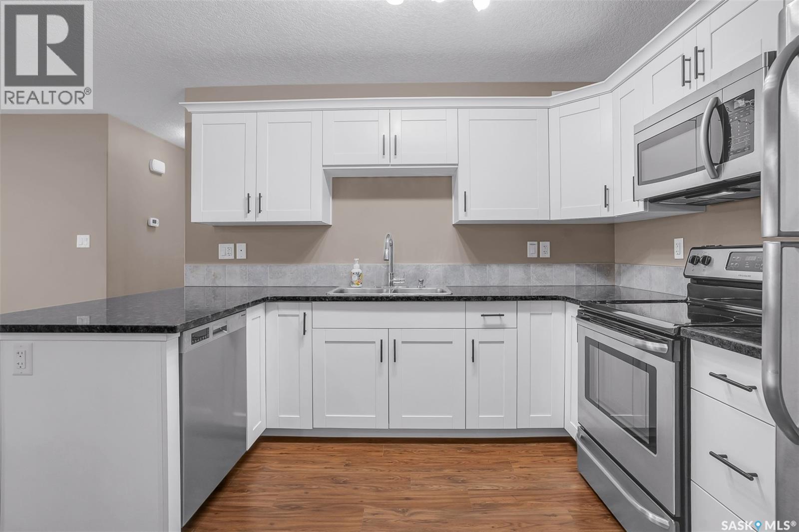 128 125 Willis Crescent, Saskatoon, Saskatchewan  S7T 0T1 - Photo 11 - SK035225