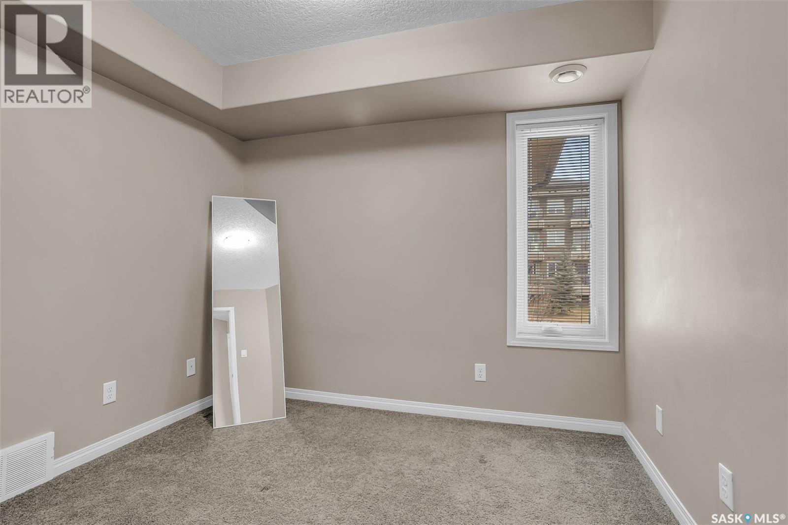 128 125 Willis Crescent, Saskatoon, Saskatchewan  S7T 0T1 - Photo 21 - SK035225
