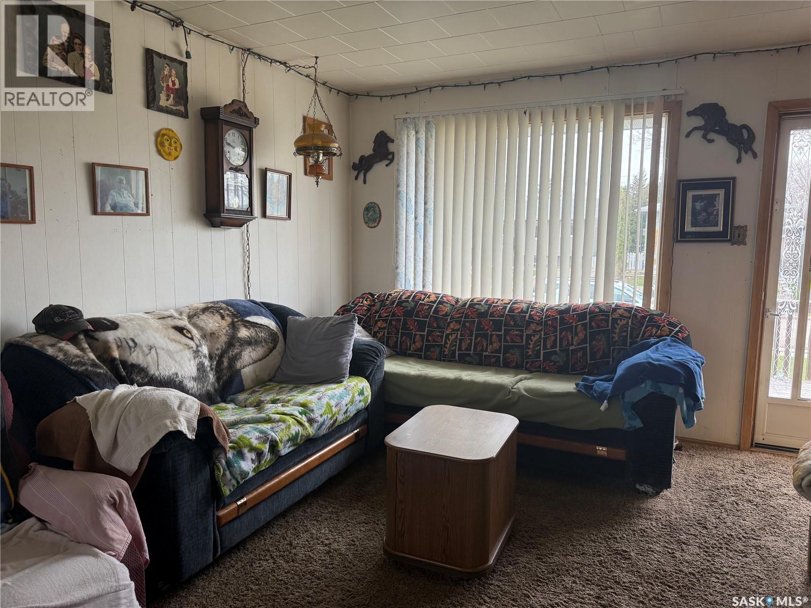 257 Hochelaga Street E, Moose Jaw, Saskatchewan  S6H 0N9 - Photo 4 - SK035182