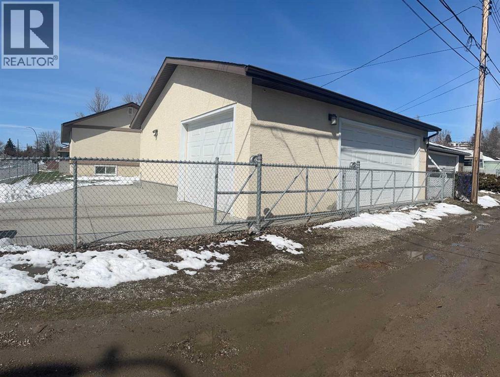 7224 21 Street Se, Calgary, Alberta  T2C 0V1 - Photo 3 - A2307177