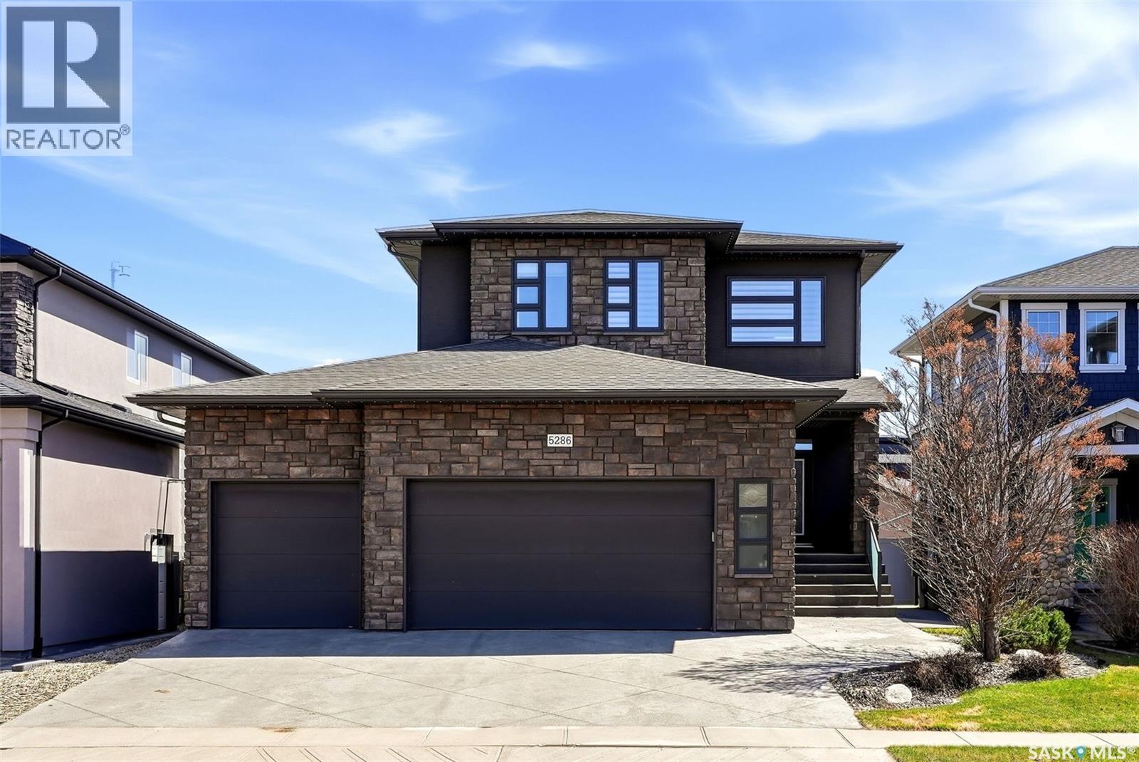 5286 Aviator Crescent, Regina, Saskatchewan  S4W 0G9 - Photo 2 - SK035054