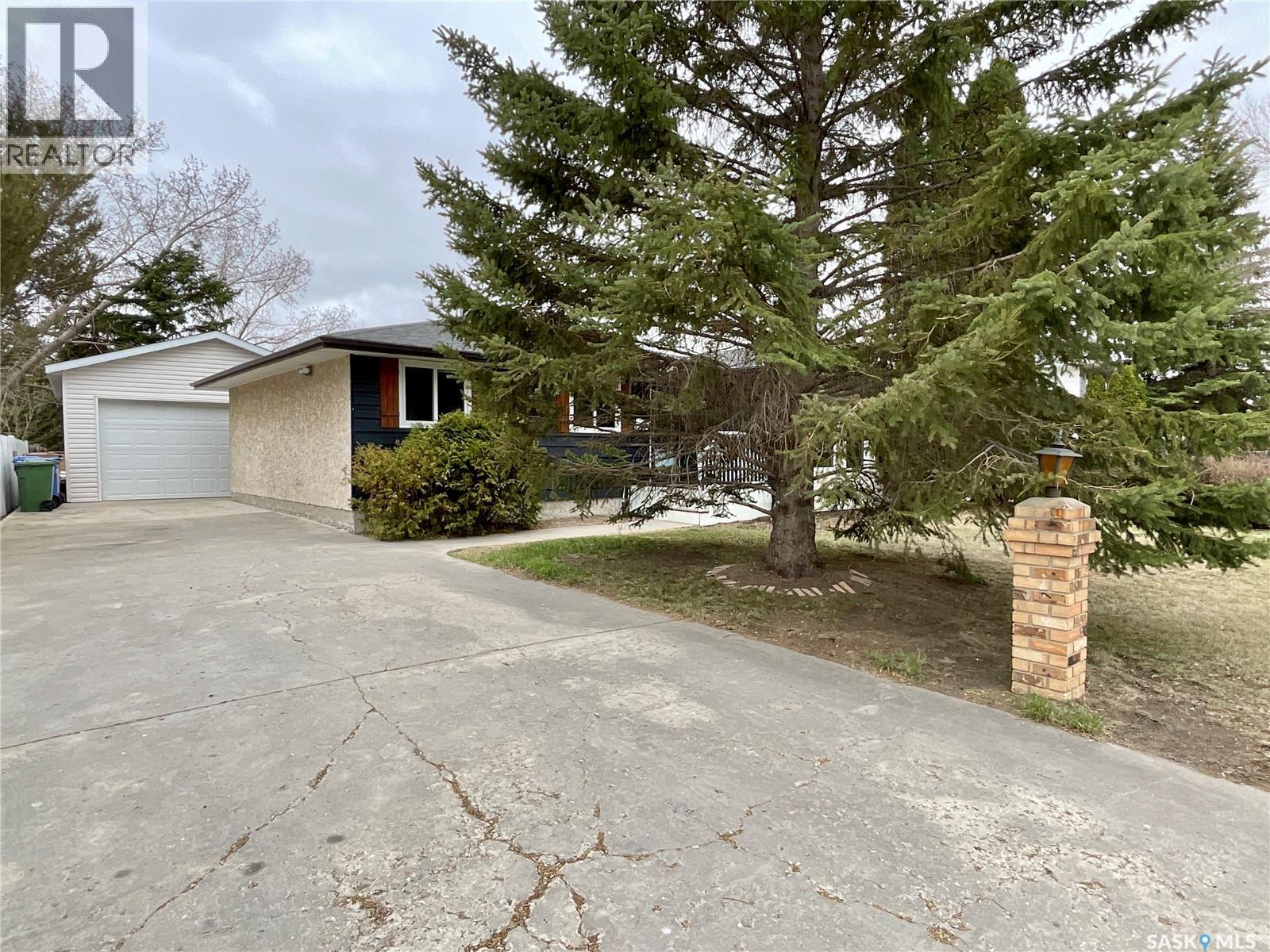 10 Chase Crescent, Regina, Saskatchewan  S4R 7Y4 - Photo 2 - SK035039