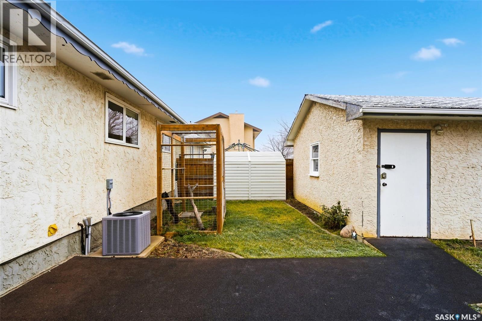 10 Hayes Crescent, Regina, Saskatchewan  S4X 1B2 - Photo 28 - SK034873
