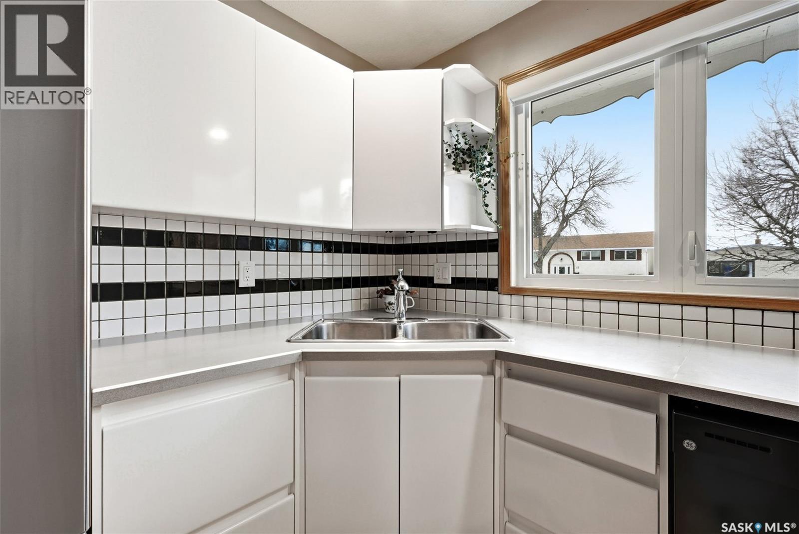 10 Hayes Crescent, Regina, Saskatchewan  S4X 1B2 - Photo 8 - SK034873
