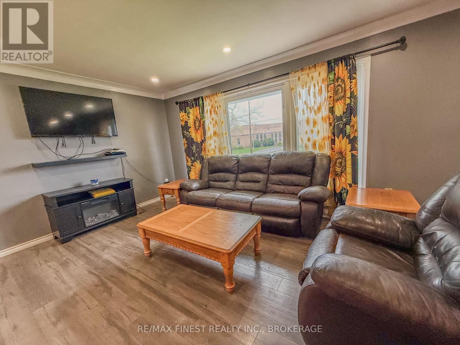 59 Fairfield Boulevard, Loyalist, Ontario  K7N 1L3 - Photo 5 - X13092554