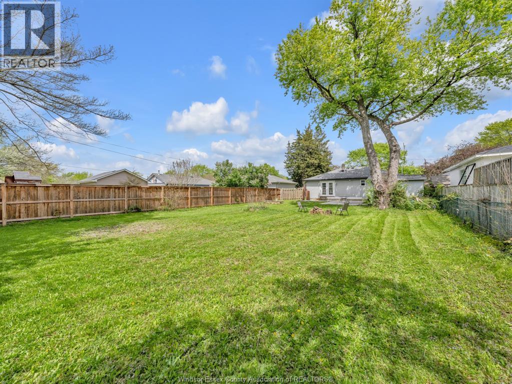 1583 Ferndale Avenue, Windsor, Ontario  N8T 2K3 - Photo 2 - 26010359