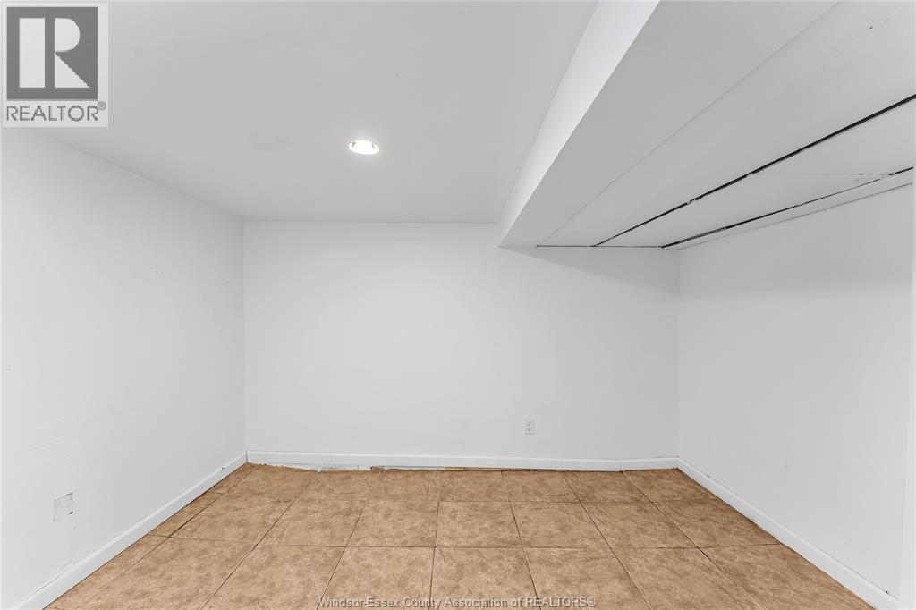 1236 Marentette Avenue Unit# Lower, Windsor, Ontario  N8X 4C6 - Photo 12 - 26010333