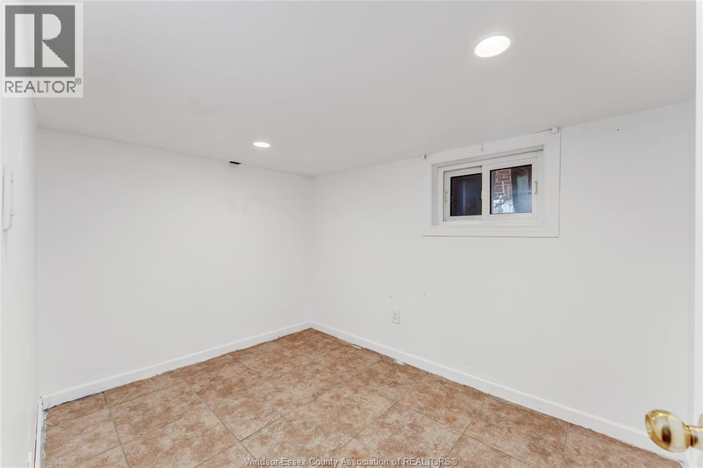 1236 Marentette Avenue Unit# Lower, Windsor, Ontario  N8X 4C6 - Photo 13 - 26010333