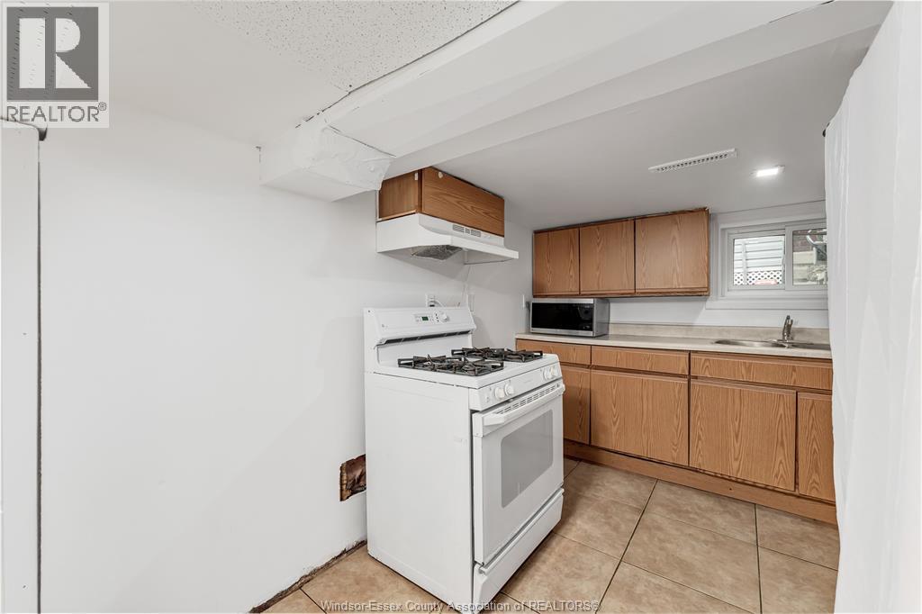 1236 Marentette Avenue Unit# Lower, Windsor, Ontario  N8X 4C6 - Photo 8 - 26010333