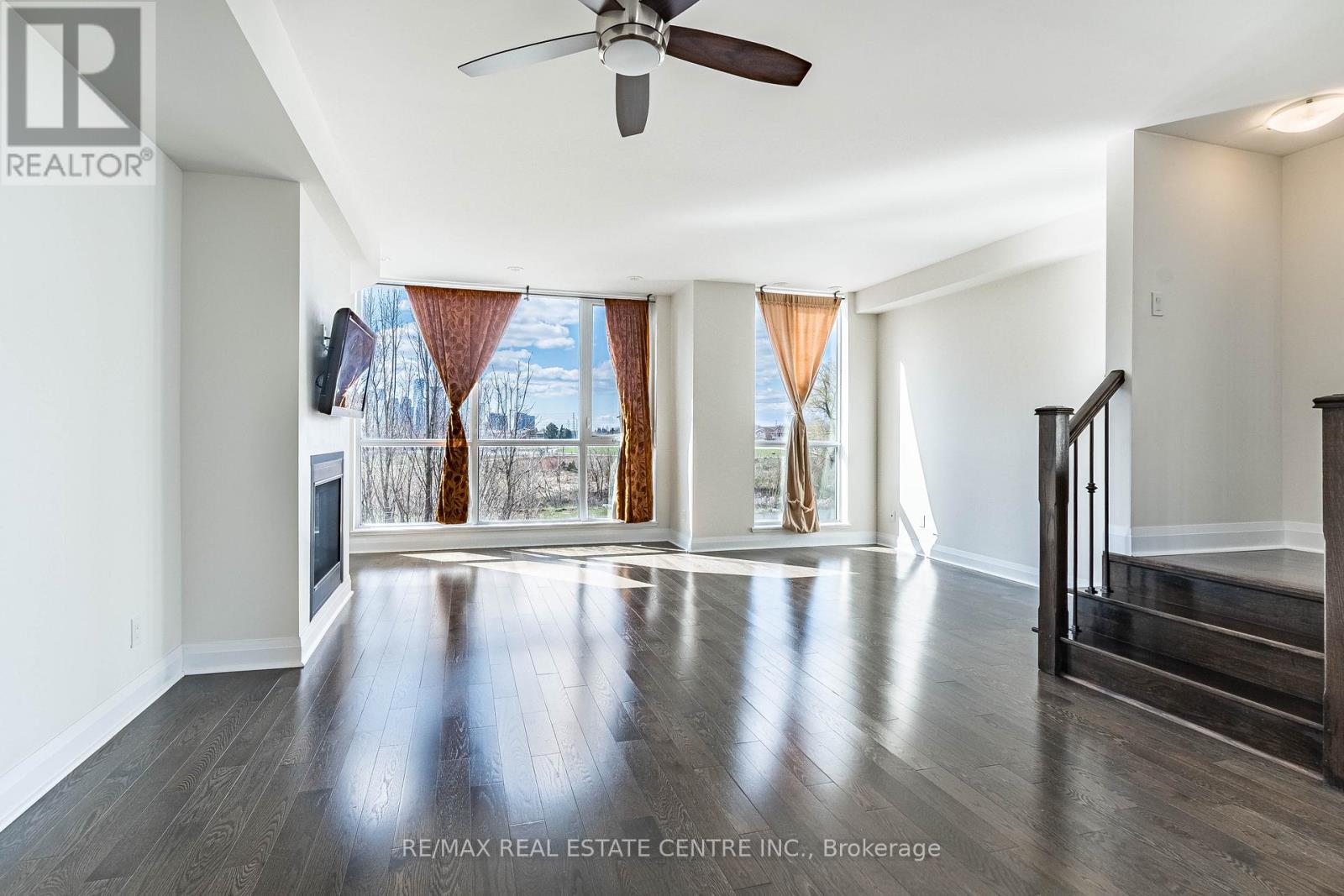 1 - 120 Little Creek Road, Mississauga, Ontario  L5R 0E9 - Photo 5 - W13027792