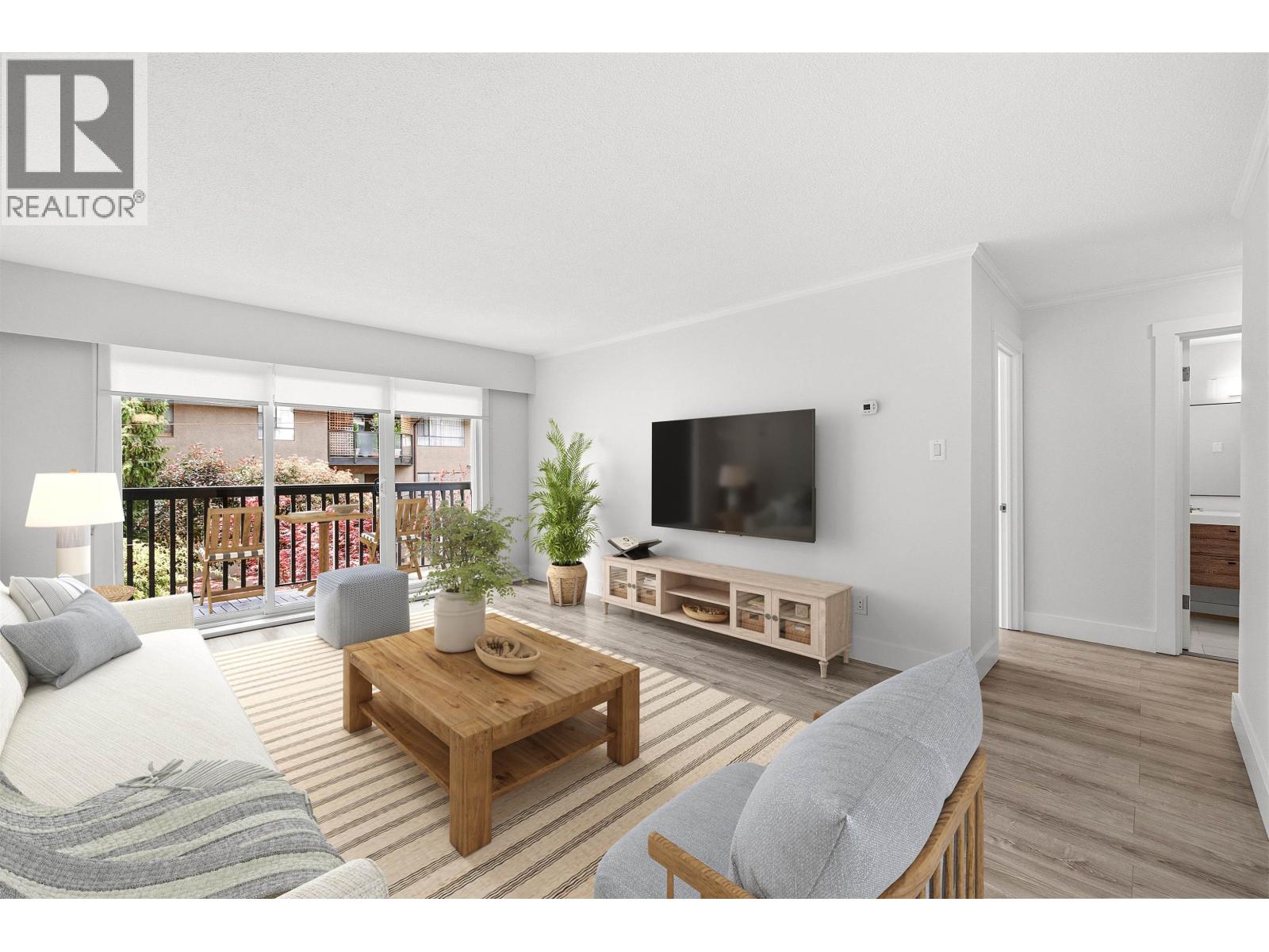112 211 W 3rd Street, North Vancouver, British Columbia  V7M 1E9 - Photo 3 - R3120692
