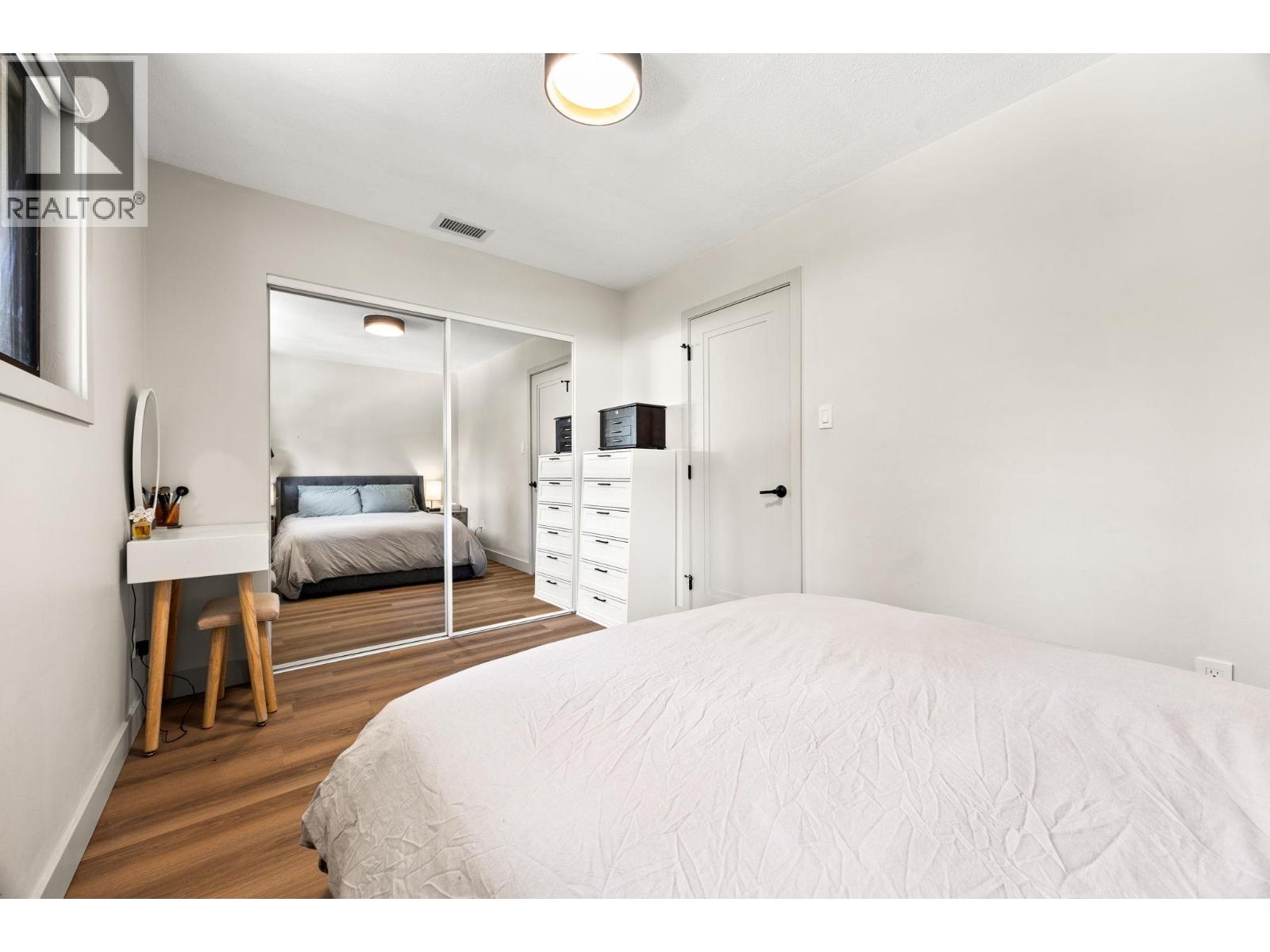 8916 Orion Place, Burnaby, British Columbia  V3J 1A2 - Photo 13 - R3120730