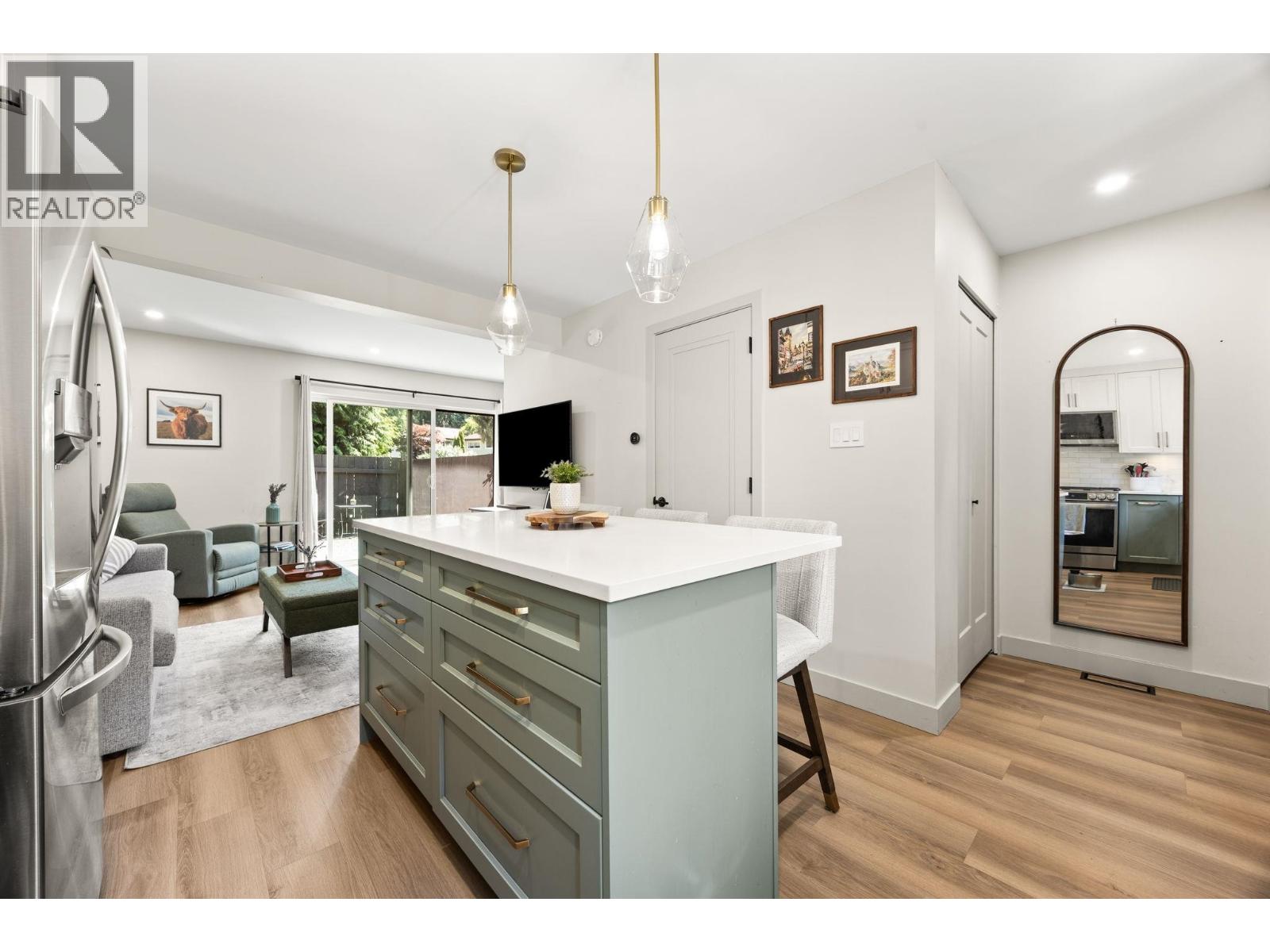 8916 Orion Place, Burnaby, British Columbia  V3J 1A2 - Photo 3 - R3120730