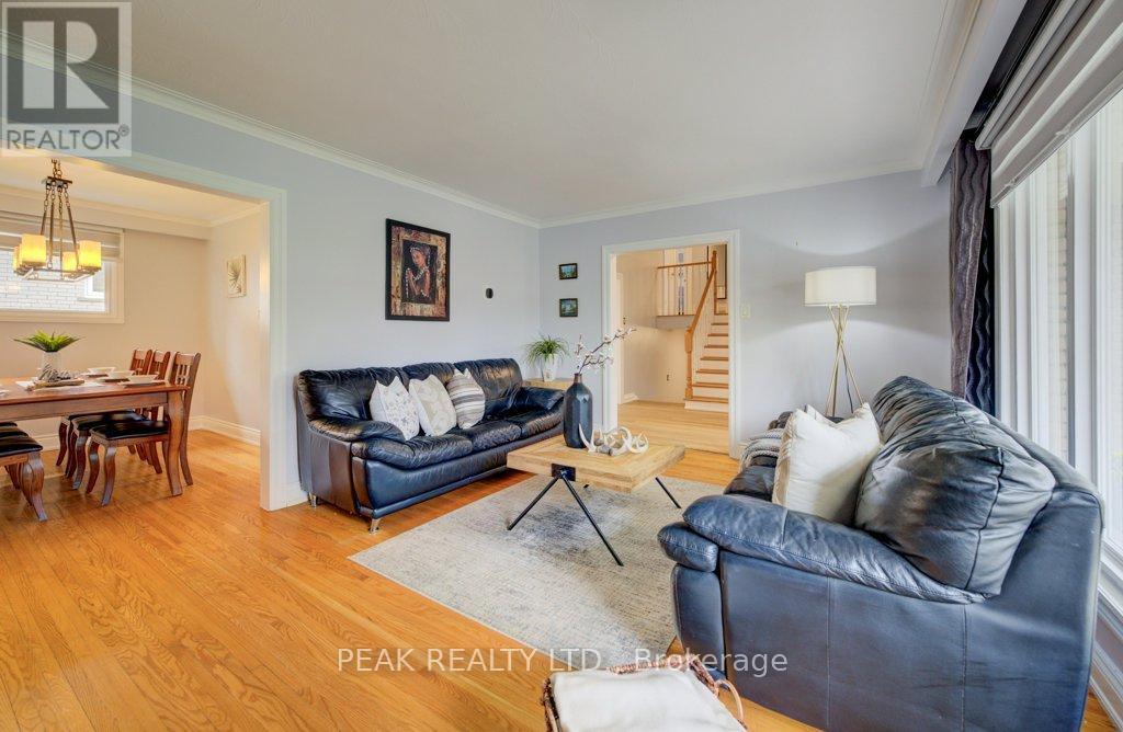 2235 Waycross Crescent, Mississauga, Ontario  L5K 1J5 - Photo 7 - W13095598