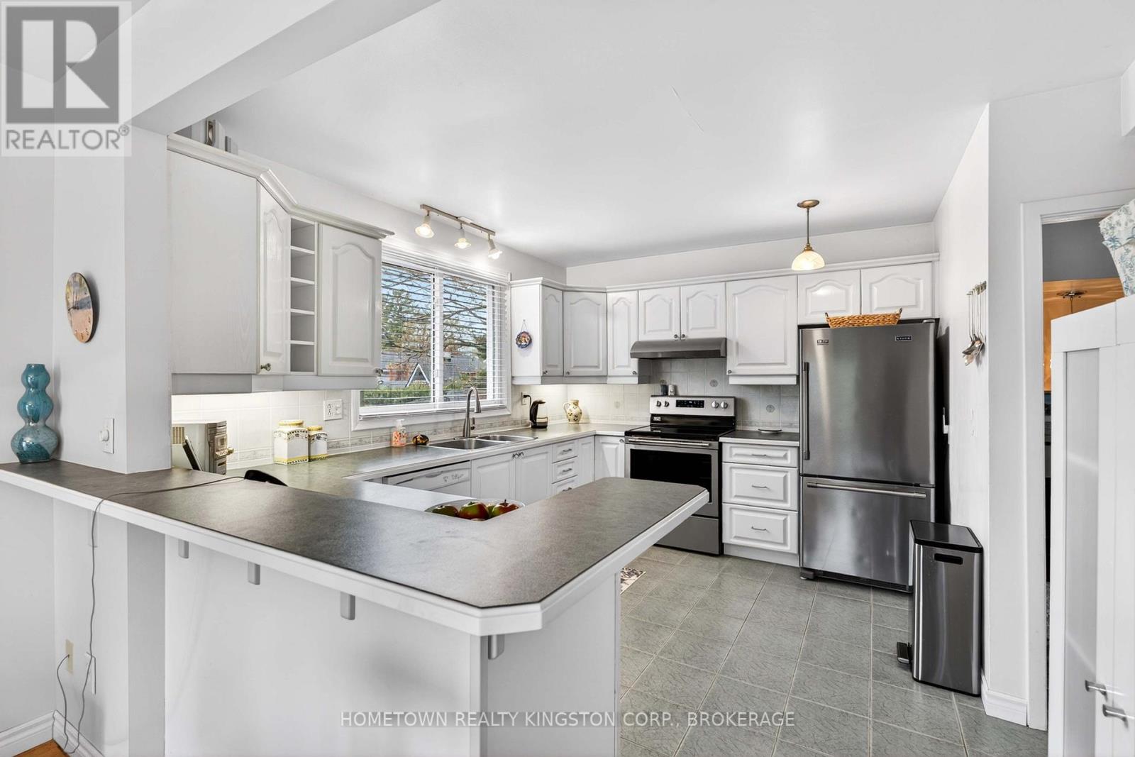 633 Fleet Street, Kingston, Ontario  K7M 5A4 - Photo 9 - X13095530