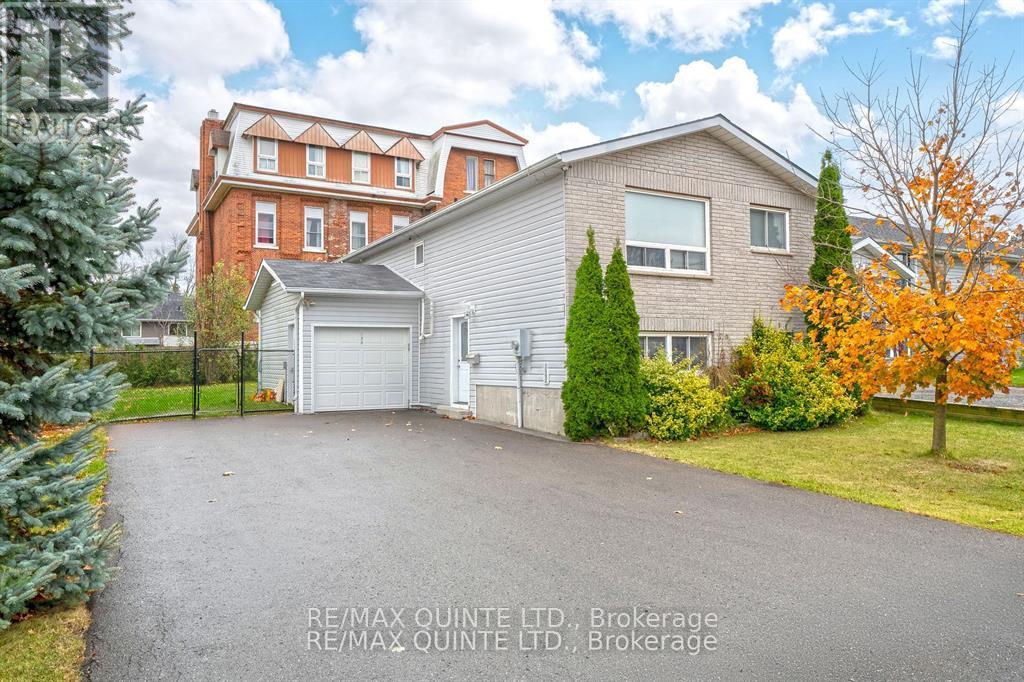 138 College Street, Deseronto, Ontario  K0K 1X0 - Photo 2 - X13095394