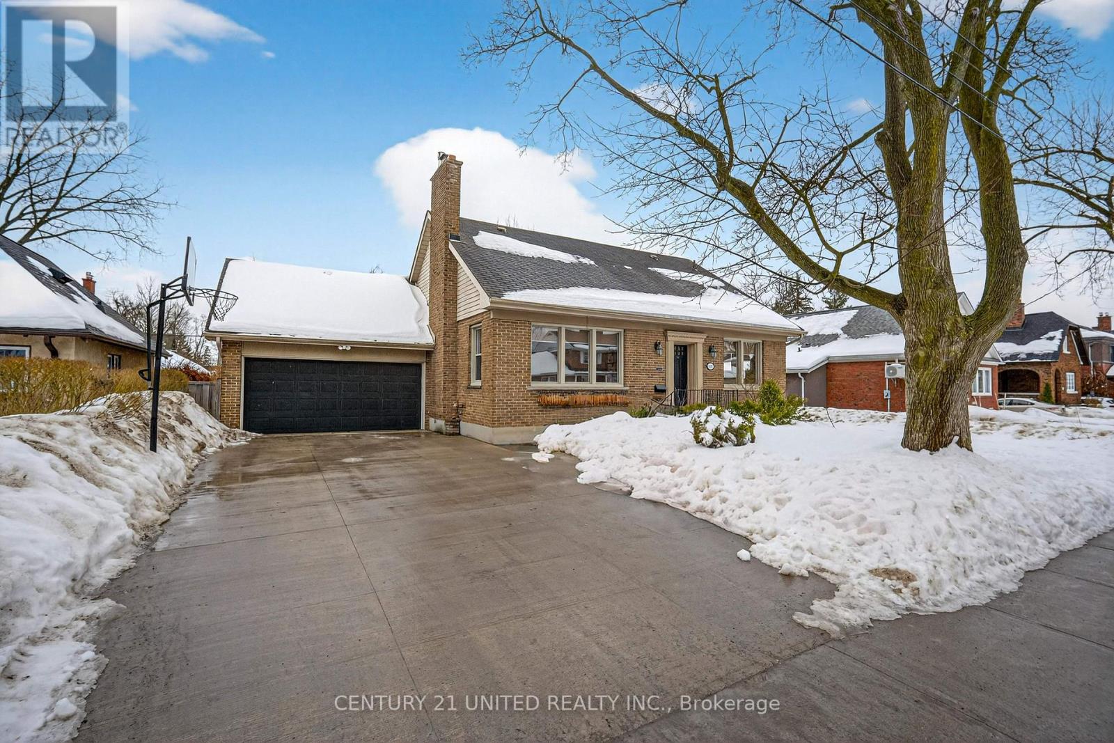 499 HUNTER STREET W, Peterborough, Ontario