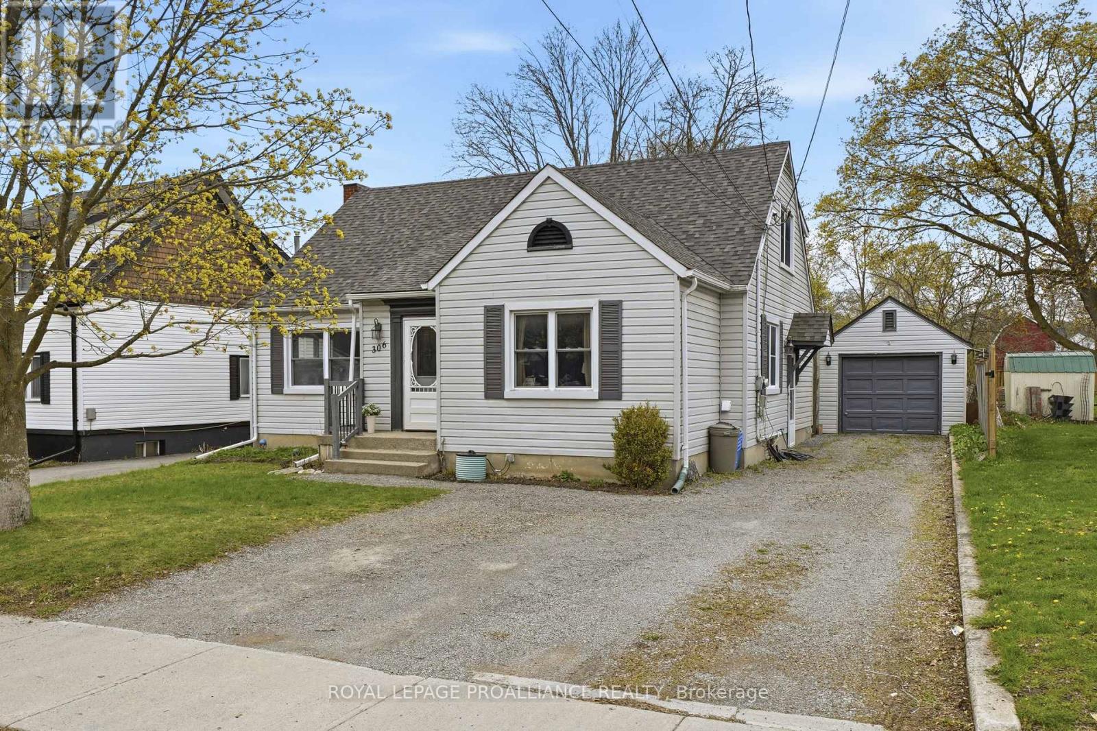 306 DUFFERIN AVENUE, Belleville, Ontario
