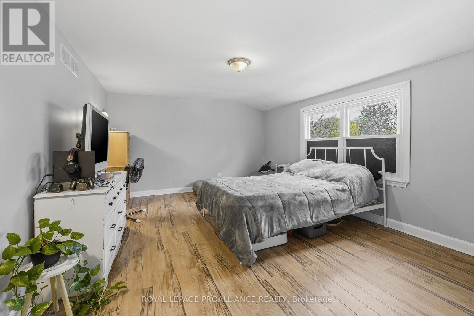 306 Dufferin Avenue, Belleville, Ontario  K8N 3X7 - Photo 20 - X13095468