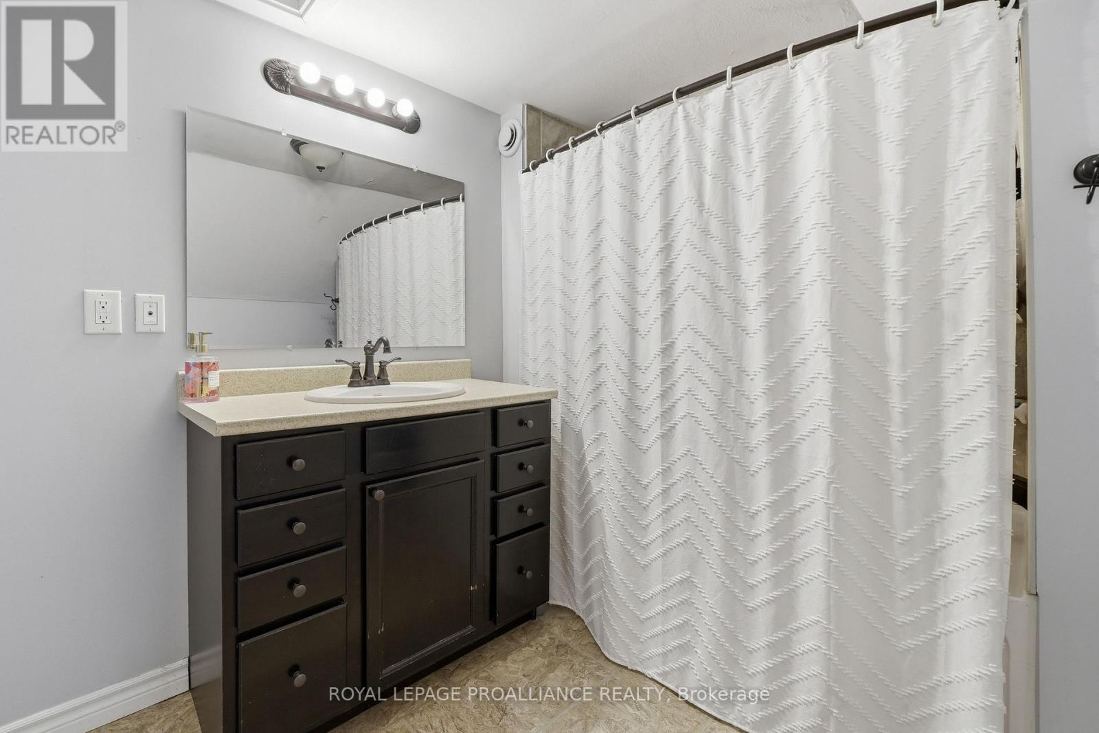 306 Dufferin Avenue, Belleville, Ontario  K8N 3X7 - Photo 29 - X13095468