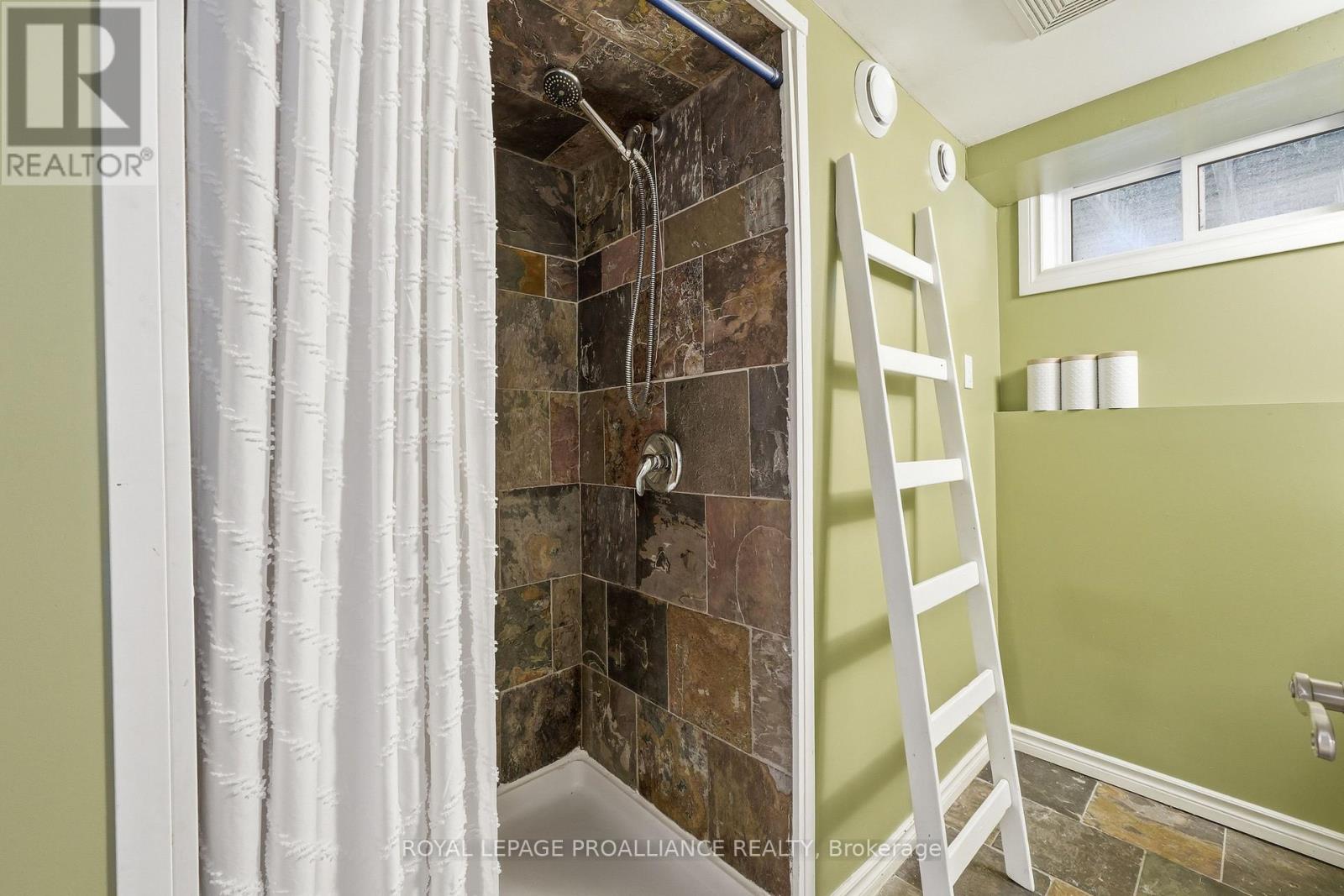 306 Dufferin Avenue, Belleville, Ontario  K8N 3X7 - Photo 41 - X13095468