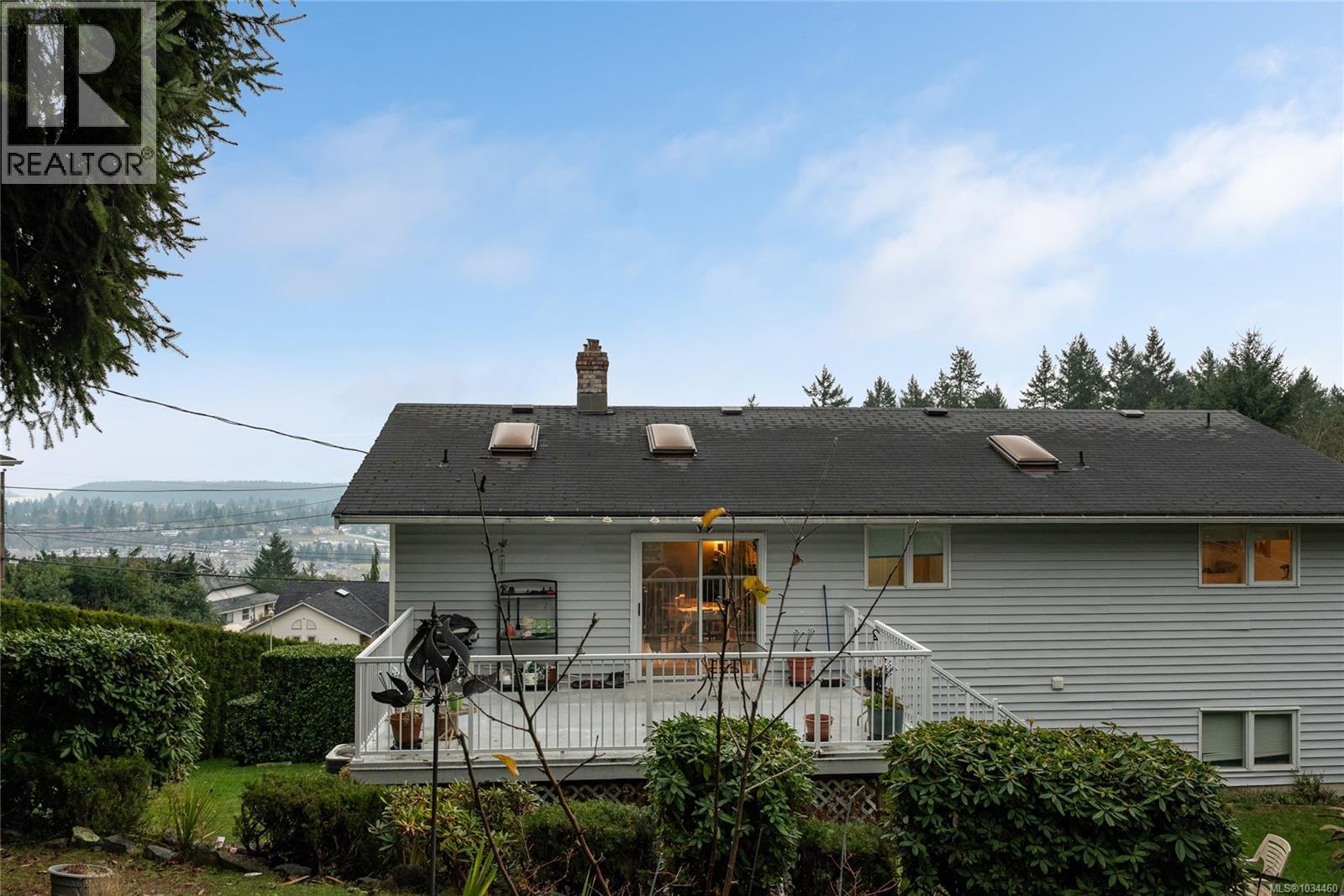 1085 College Dr, Nanaimo, British Columbia  V9R 5V5 - Photo 42 - 1034460