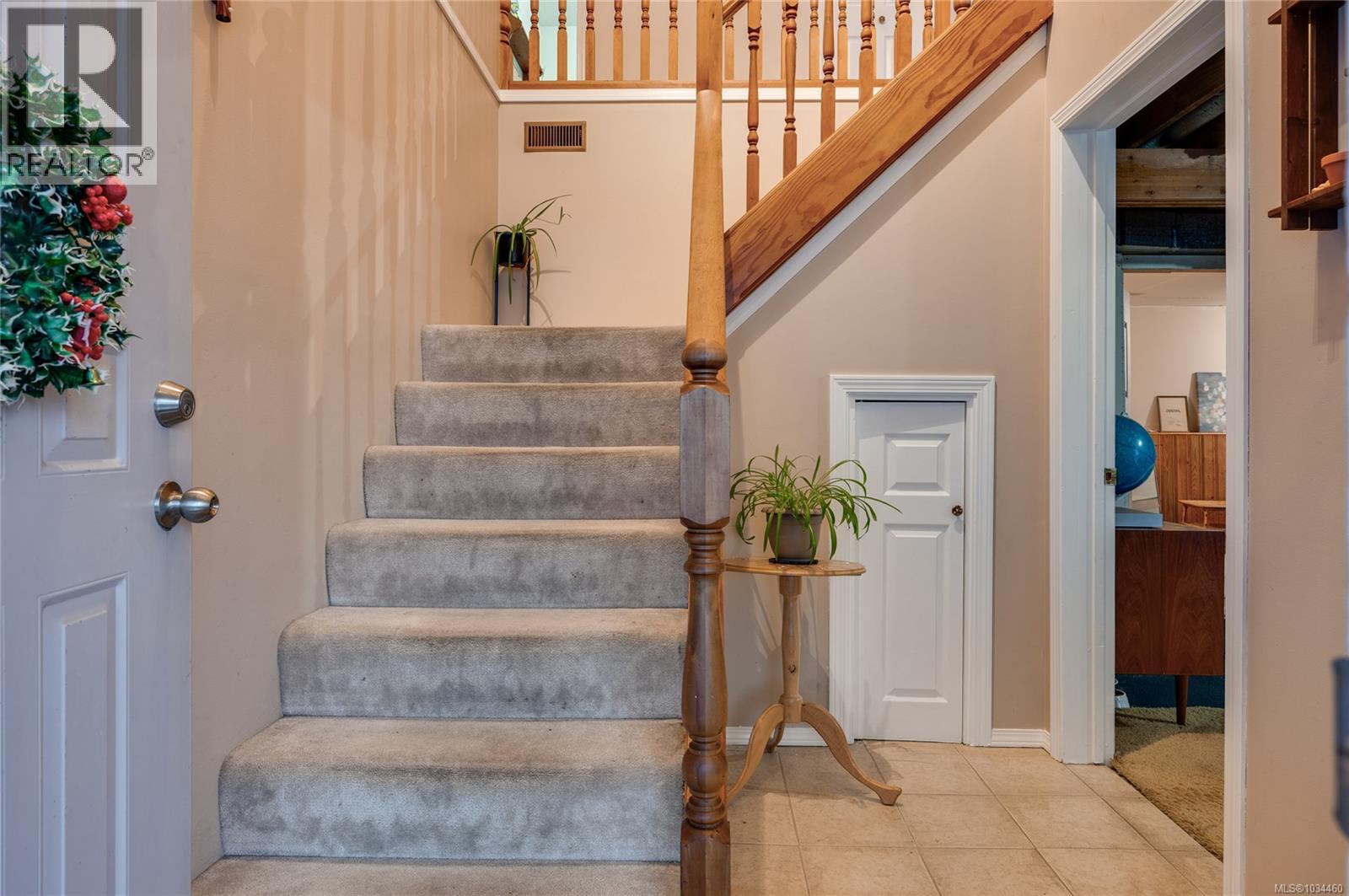 1085 College Dr, Nanaimo, British Columbia  V9R 5V5 - Photo 7 - 1034460
