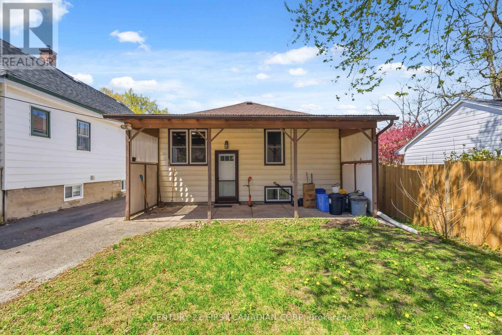 76 Mcnay Street, London East, Ontario  N5Y 1K7 - Photo 2 - X13095446