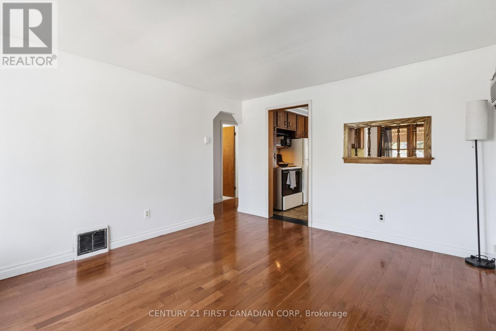 76 Mcnay Street, London East, Ontario  N5Y 1K7 - Photo 4 - X13095446