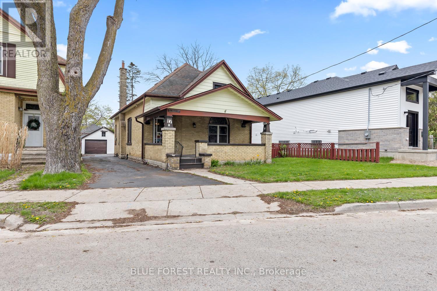 17 REDAN STREET, London East, Ontario