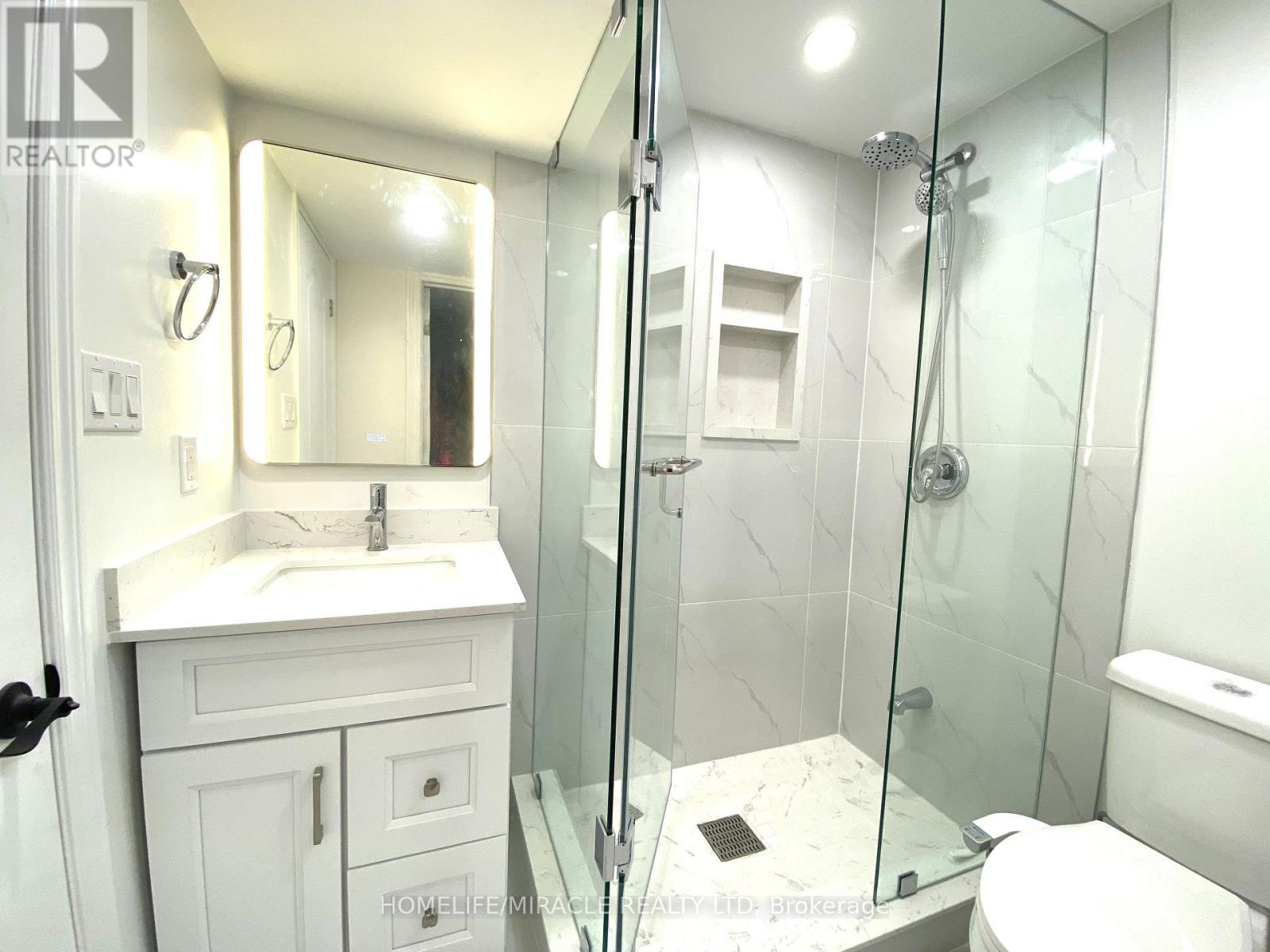 Bsmt - 11 Berkshire Court, Whitby, Ontario  L1R 2S4 - Photo 6 - E13092986