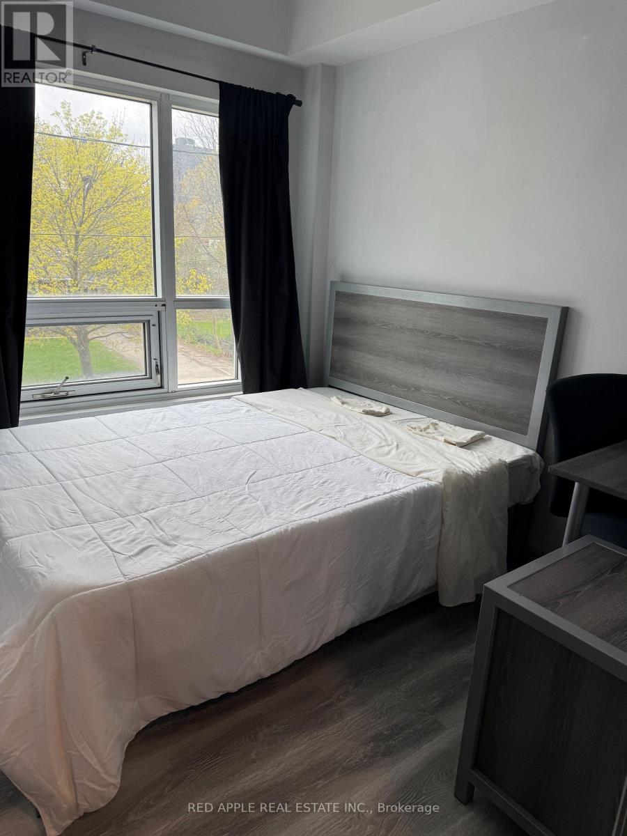 216 - 275 Larch Street, Waterloo, Ontario  N2L 3R2 - Photo 10 - X12863610