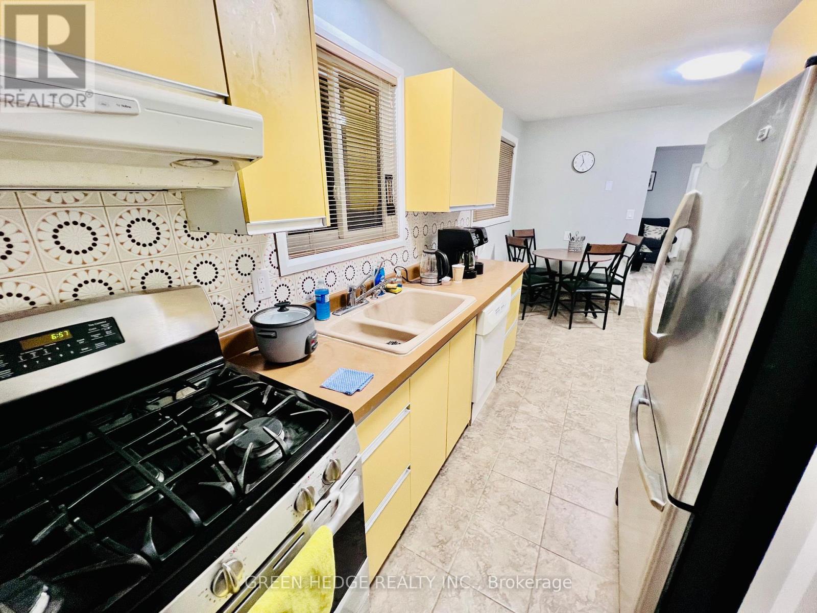 34 Stanley Avenue, Kitchener, Ontario  N2K 1C5 - Photo 11 - X13093784