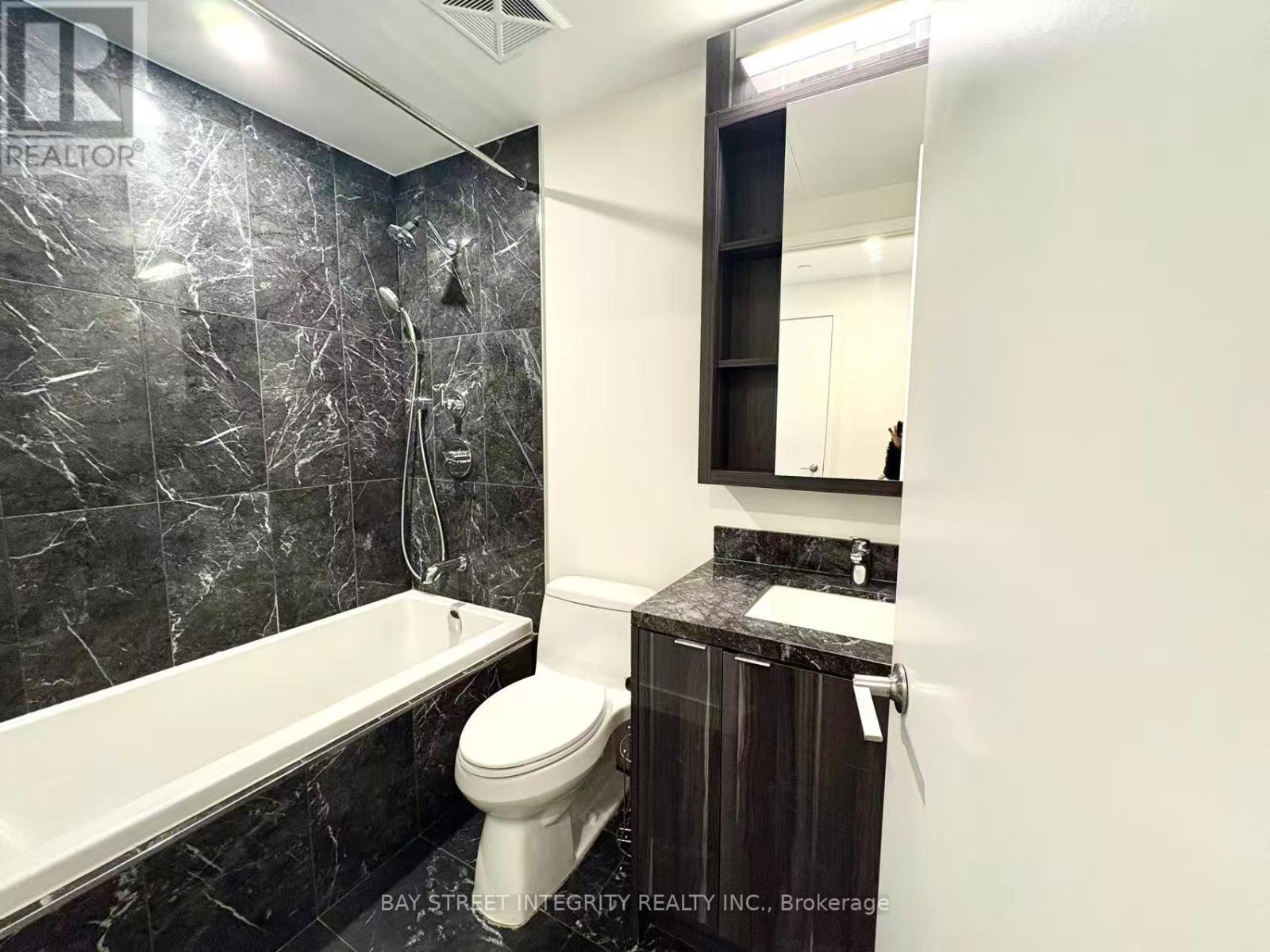 3210 - 125 Blue Jays Way, Toronto, Ontario  M5V 0N5 - Photo 10 - C13095416