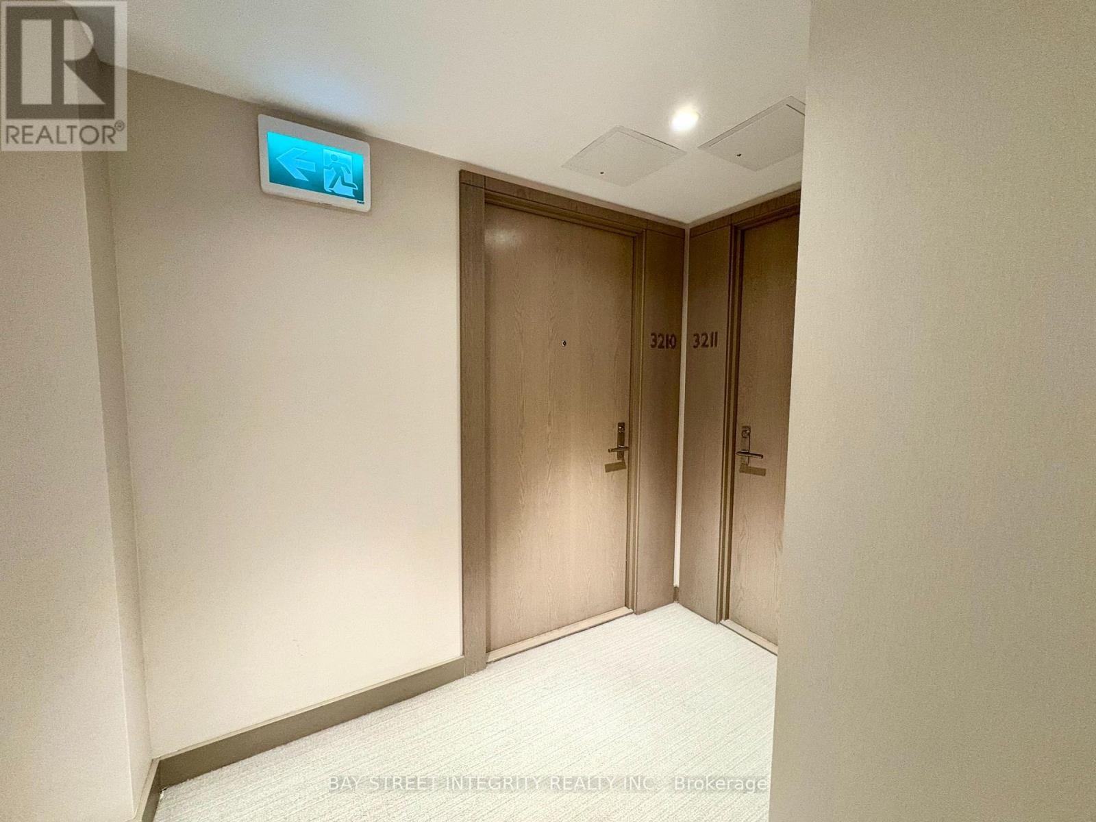 3210 - 125 Blue Jays Way, Toronto, Ontario  M5V 0N5 - Photo 4 - C13095416