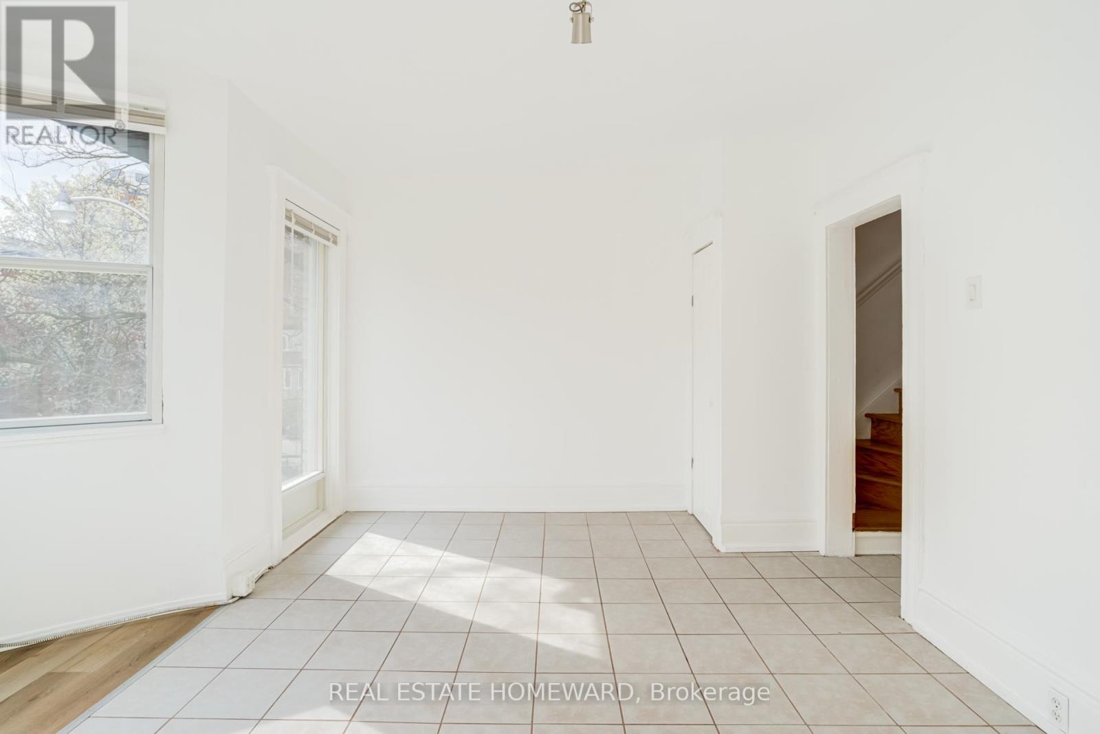 Upper - 208 Ontario Street, Toronto, Ontario  M5A 2V5 - Photo 14 - C13095450
