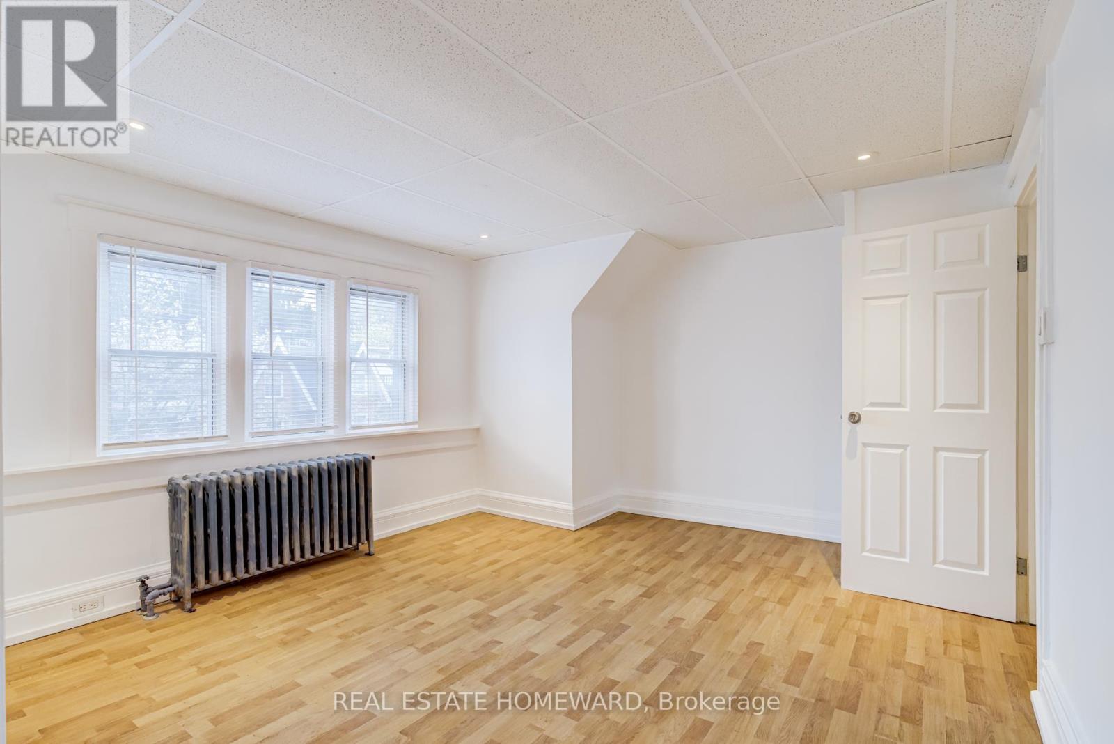 Upper - 208 Ontario Street, Toronto, Ontario  M5A 2V5 - Photo 24 - C13095450