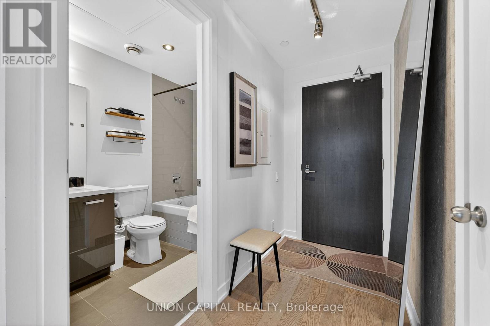 1004 - 11 Charlotte Street, Toronto, Ontario  M5V 0M6 - Photo 20 - C13095456