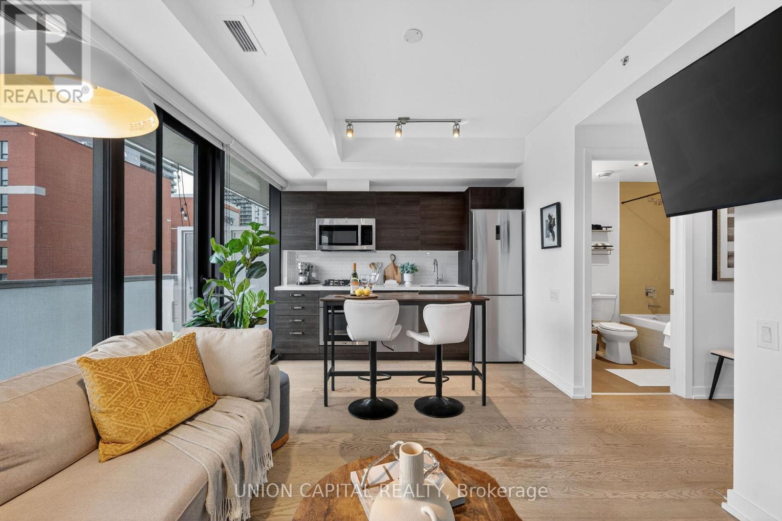 1004 - 11 Charlotte Street, Toronto, Ontario  M5V 0M6 - Photo 9 - C13095456