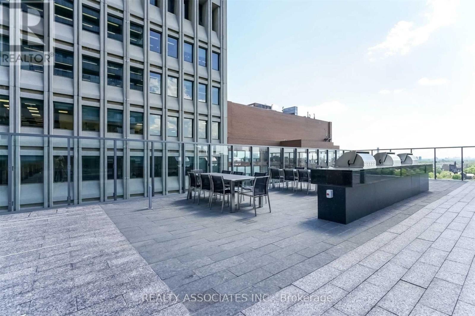 2304 - 57 St Joseph Street, Toronto, Ontario  M5S 0C5 - Photo 17 - C13095522