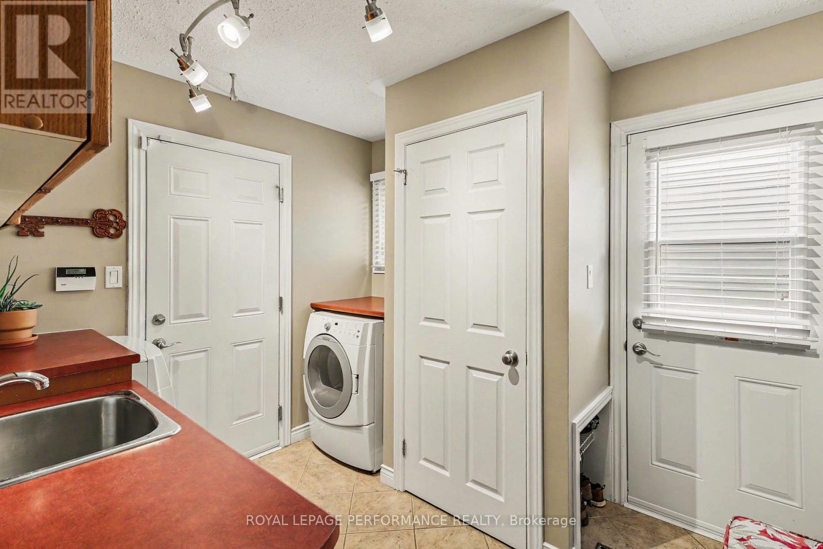 1625 Sunview Drive, Ottawa, Ontario  K1C 5C6 - Photo 29 - X13095566