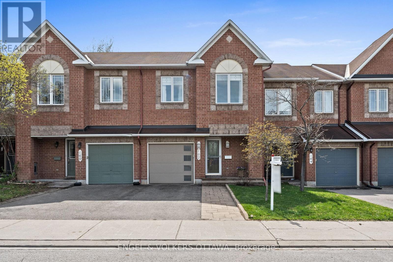 162 SORENTO STREET, Ottawa, Ontario