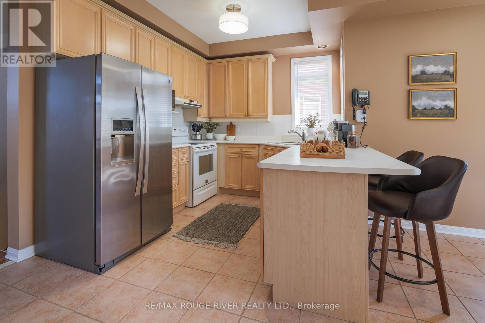 463 Summerpark Crescent, Pickering, Ontario  L1V 7A9 - Photo 15 - E13095400