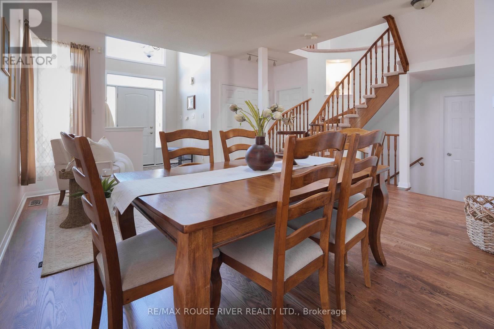 463 Summerpark Crescent, Pickering, Ontario  L1V 7A9 - Photo 7 - E13095400
