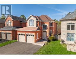 463 SUMMERPARK CRESCENT, Pickering, Ontario